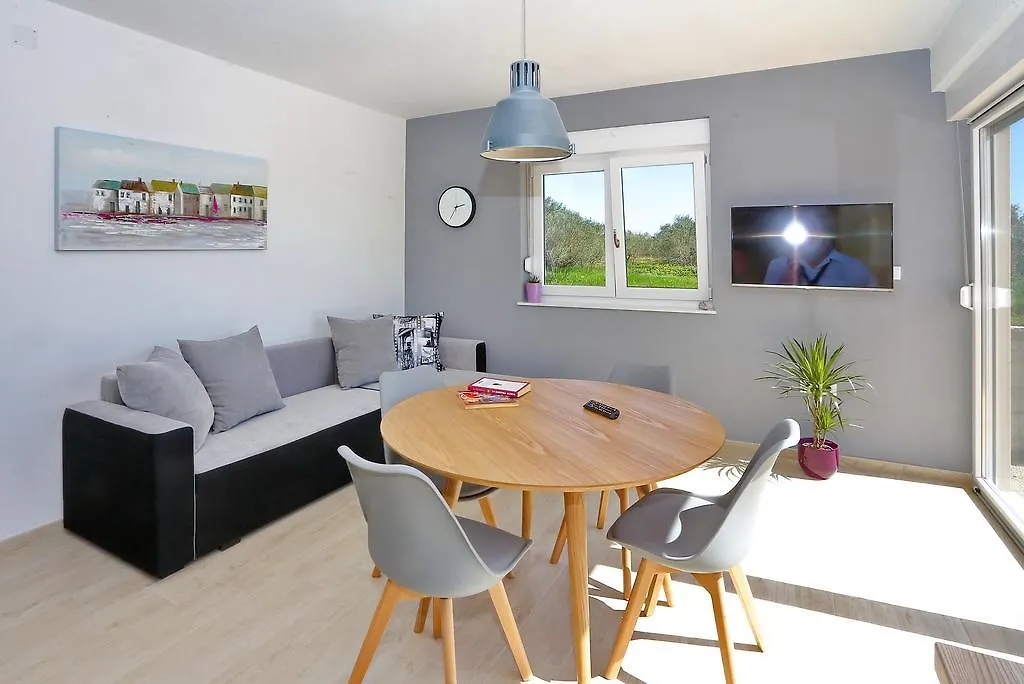 Apartments Sime Bibinje 0*,  Croatia