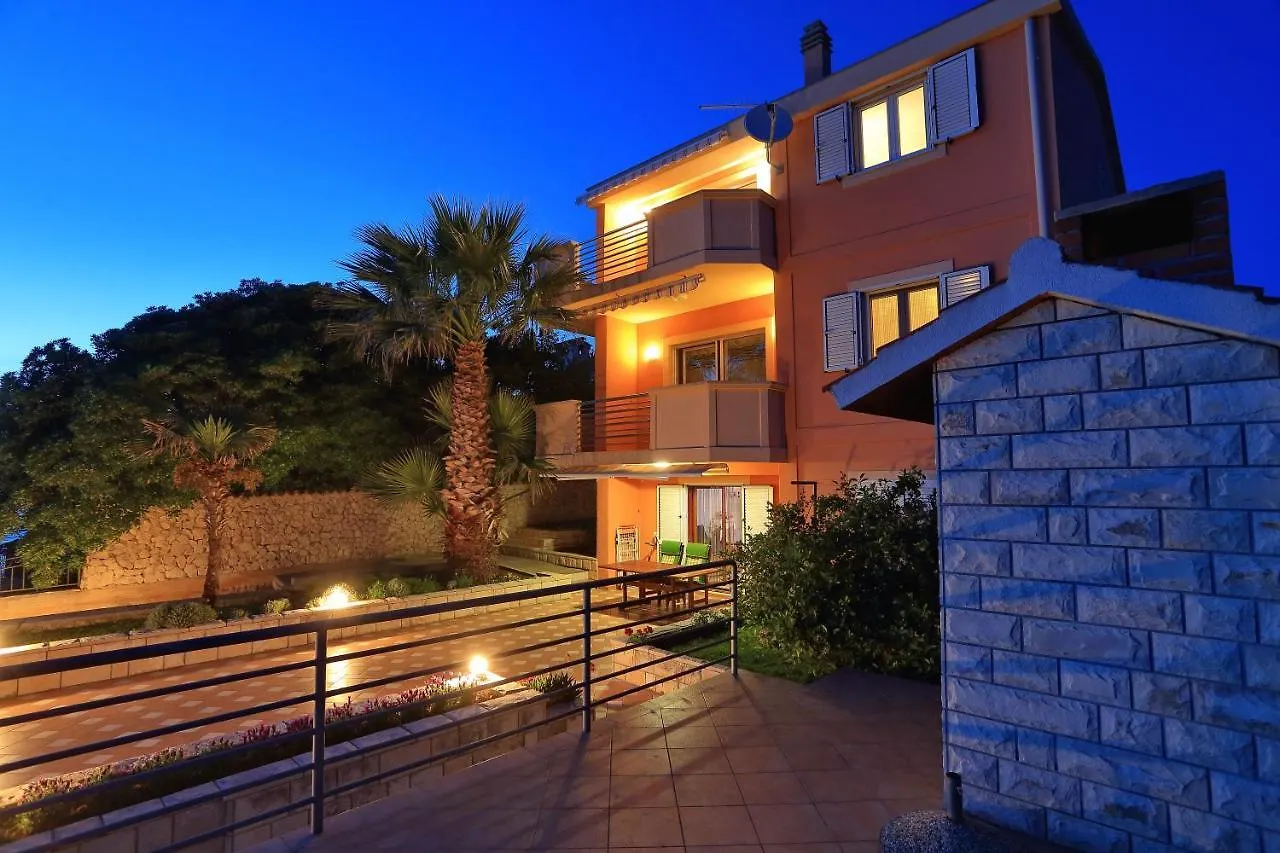 Apartments Sime Bibinje 0*,